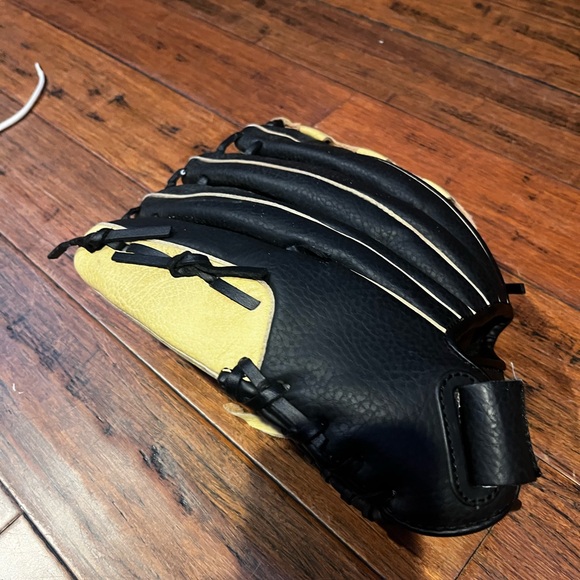 Baseball Apparel Bundle - Picture 12 of 16